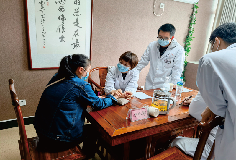 江西中医大学附属医院专家来院会诊